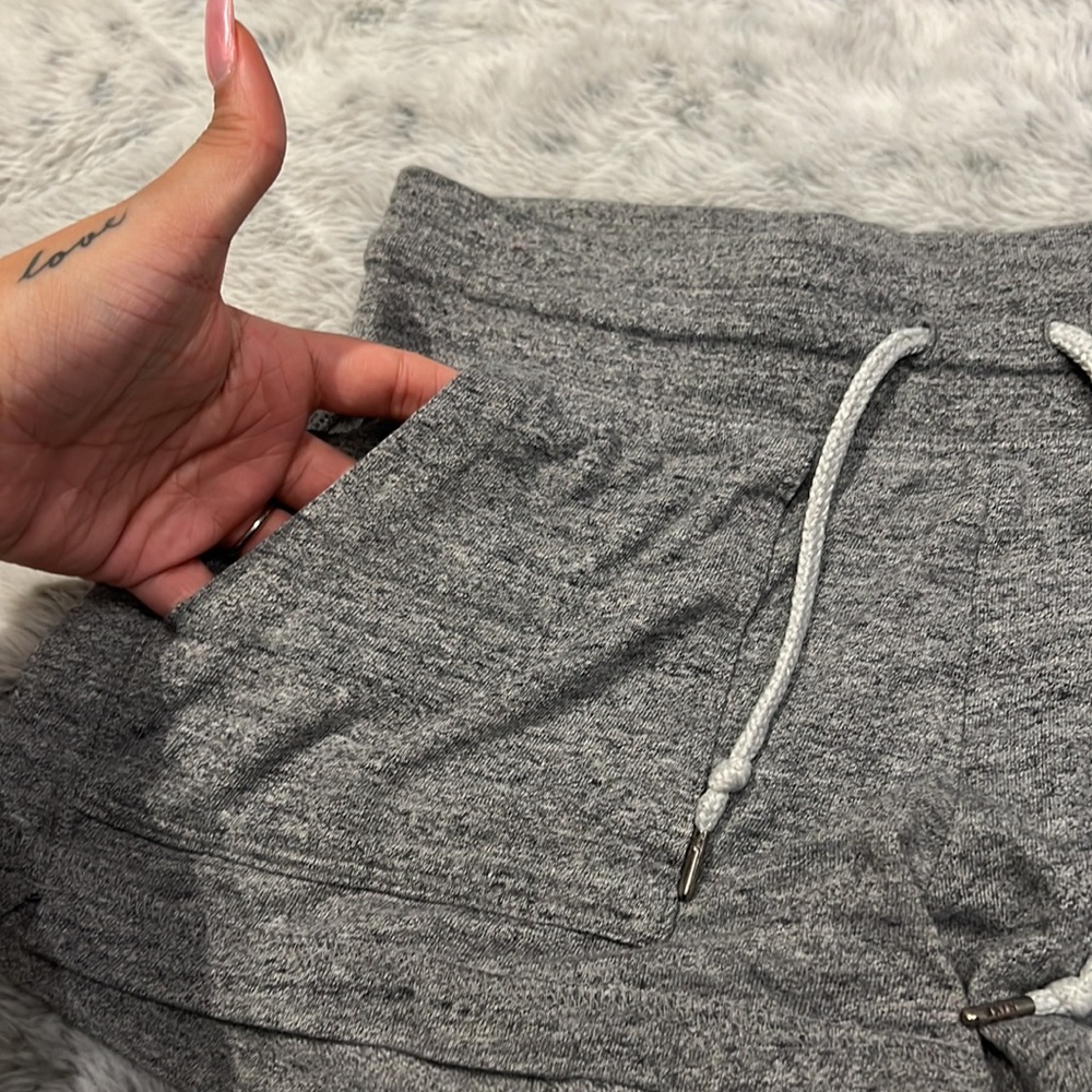 Nike - Picture 6 of 6